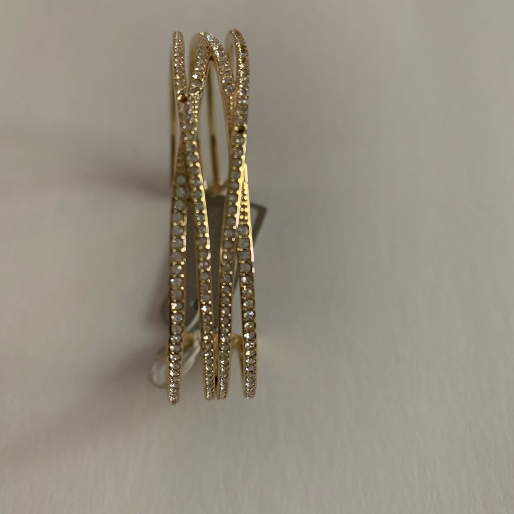 Bracelets - Picture 4 of 8